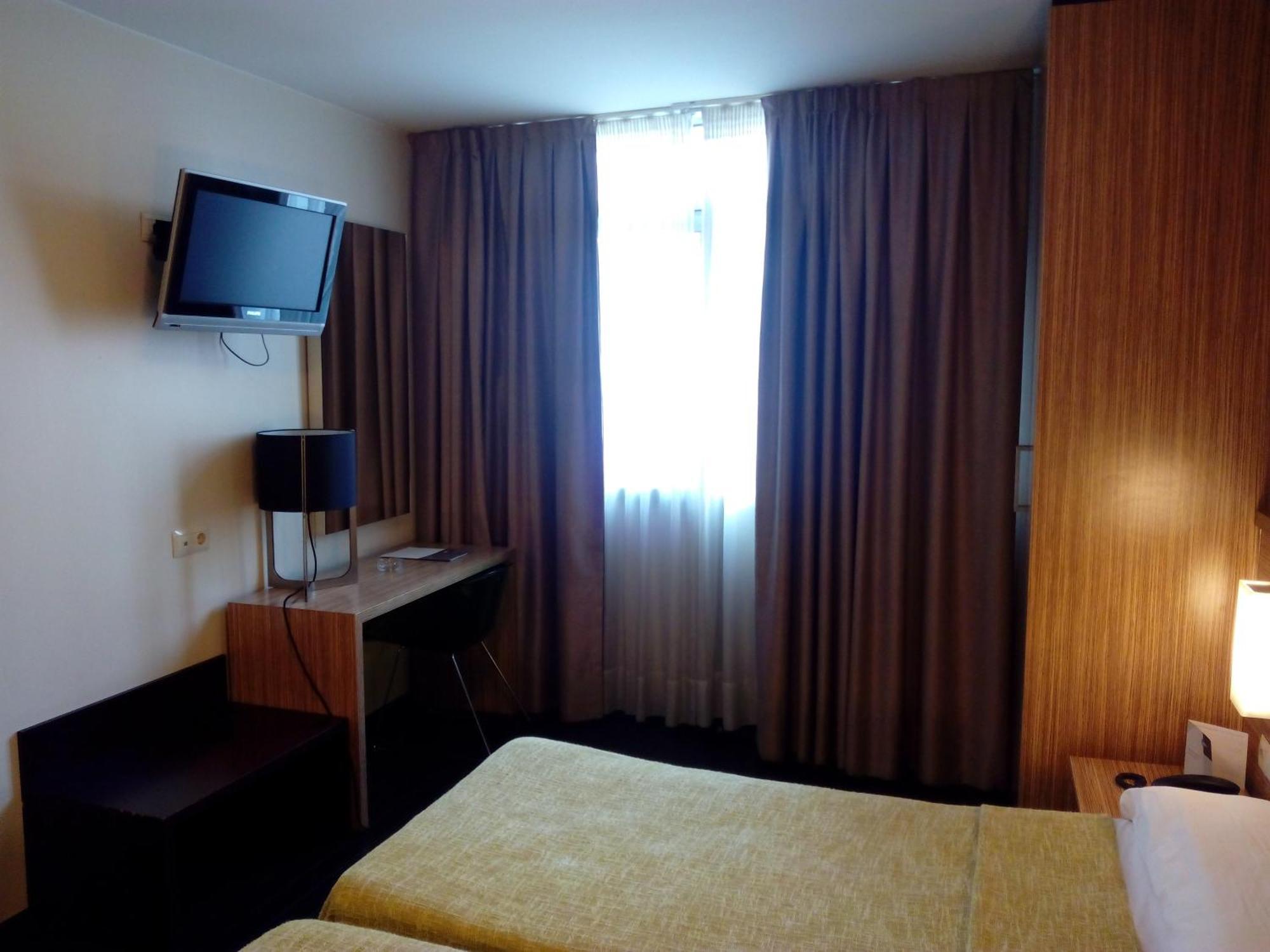 Hotel Moon Ла-Корунья Номер фото