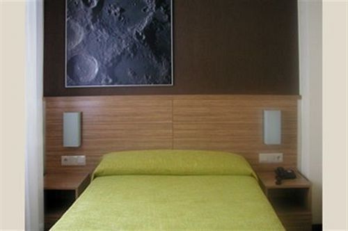 Hotel Moon Ла-Корунья Экстерьер фото